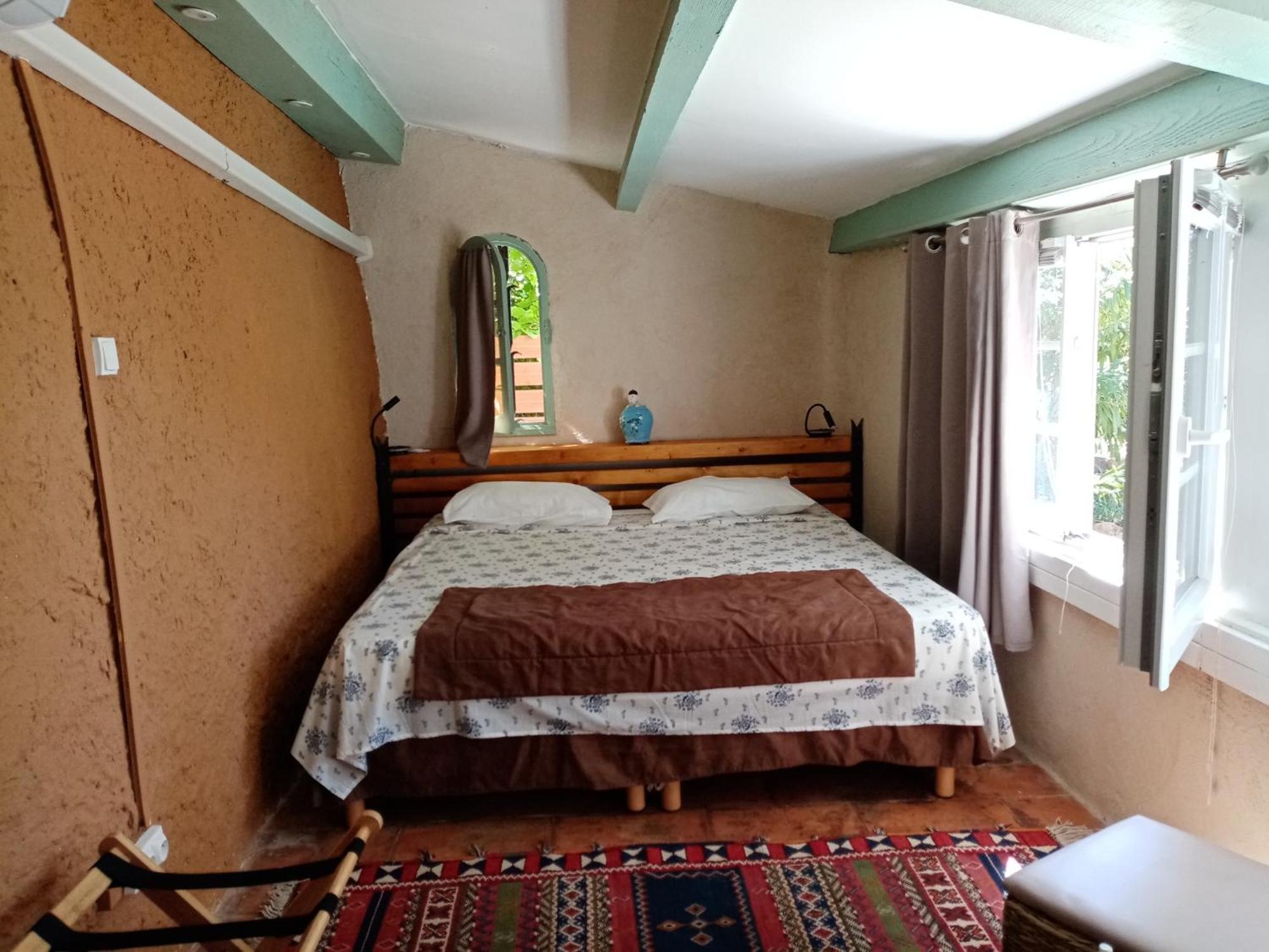 L'Atelier Bed & Breakfast Saint-Maximin  Стая снимка