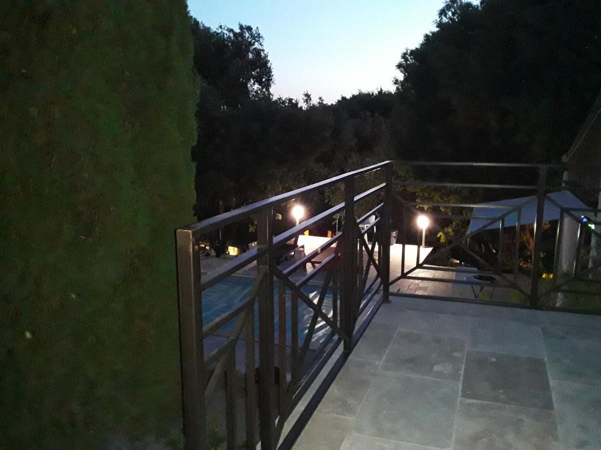 L'Atelier Bed & Breakfast Saint-Maximin  Екстериор снимка